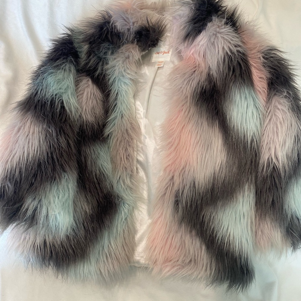 Cat & Jack girls fur coat